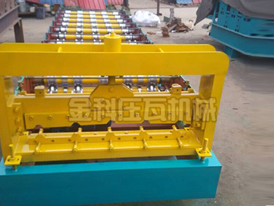 全自动840型彩钢压瓦机