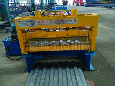 湖北6峰车厢板机