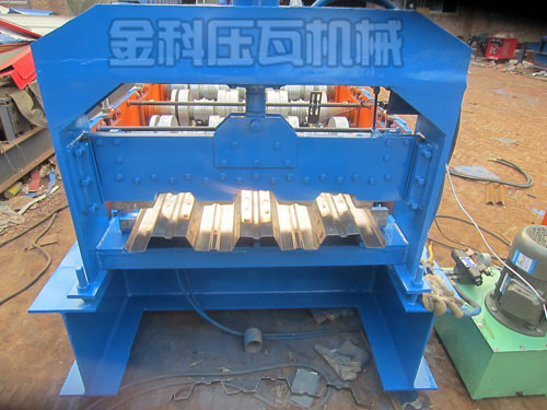 JK-720型楼承板设备