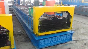 角驰压瓦机跑偏的处理方法及维修