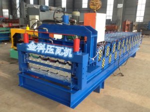 压瓦机使用过程中入料与接料时应注意事项